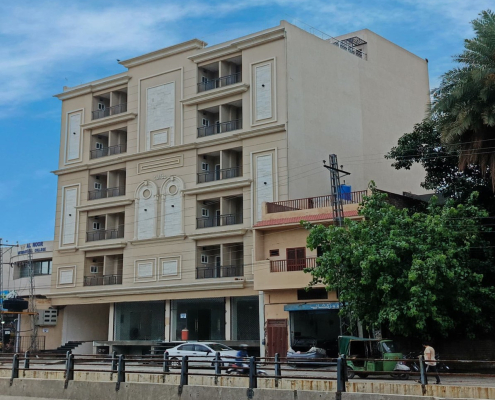 midrange apartments on installments in Lahore